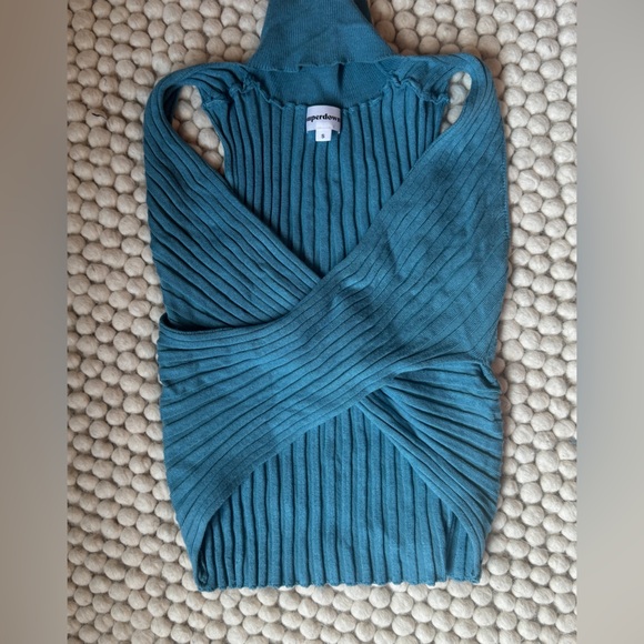 Revolve Superdown Blue Alora Top - Picture 4 of 4